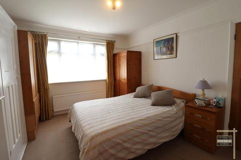 760 Hanworth Road, Hounslow, TW4 5NU