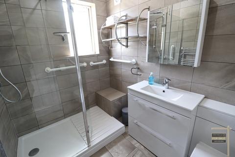 760 Hanworth Road, Hounslow, TW4 5NU