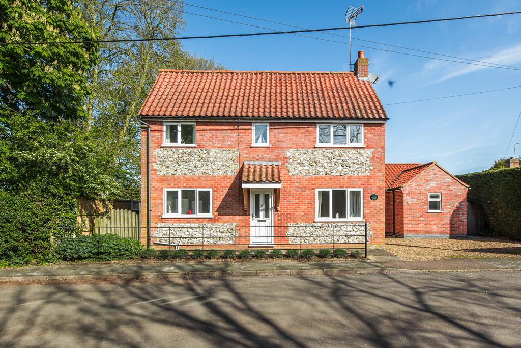 Immaculate Detached House in East Rudham 3 bed cottage for sale - £425,000