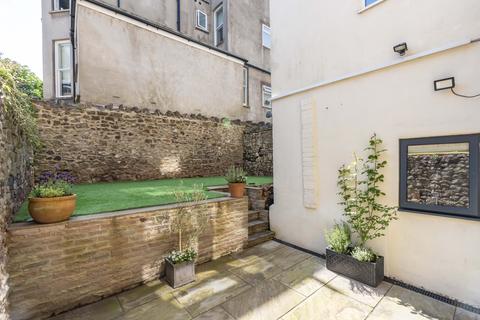 2 bedroom flat for sale, 10 Manilla Road, Bristol BS8