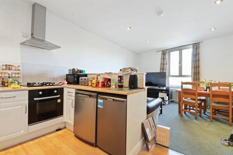 2 bedroom apartment to rent, Grange Road, London