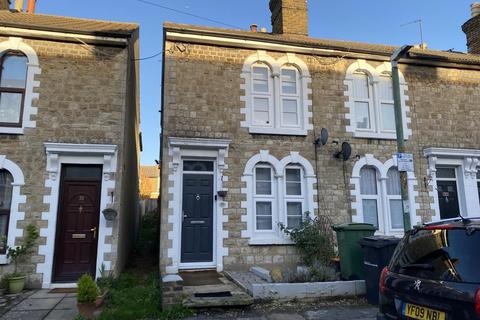3 bedroom end of terrace house to rent, Waterlow Road, Maidstone, ME14