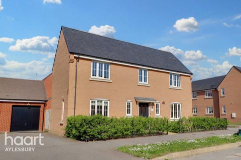 4 bedroom detached house for sale, Ox Ground, Aylesbury