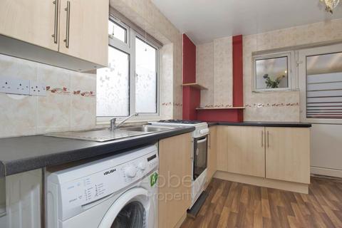 1 bedroom flat to rent, Stratford Road - LU4 8NF
