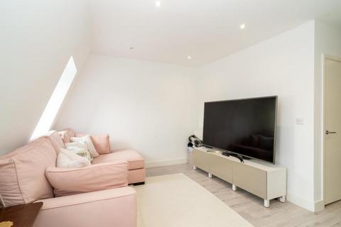 1 bedroom flat for sale, Alton Mews,  Aylesbury,  HP19