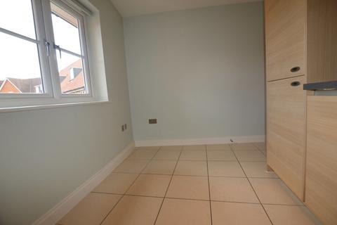 2 bedroom apartment to rent, Abbots Gate, Bury St. Edmunds