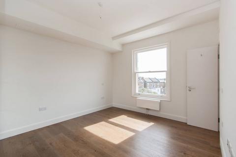 2 bedroom flat to rent, Churchfield Road, Acton, London, W3