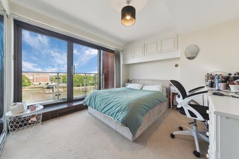 3 bedroom flat to rent, Elm Quay Court, 30 Nine Elms Lane, London
