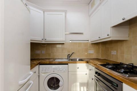 2 bedroom flat for sale, Lexham Gardens, London