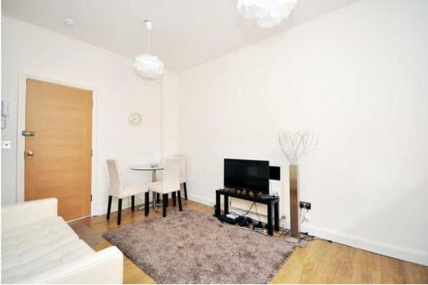 1 bedroom flat to rent, Buckland Crescent Belsize Park NW3