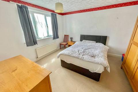 23 Marian Way, Waltham, Grimsby, DN37 0XN