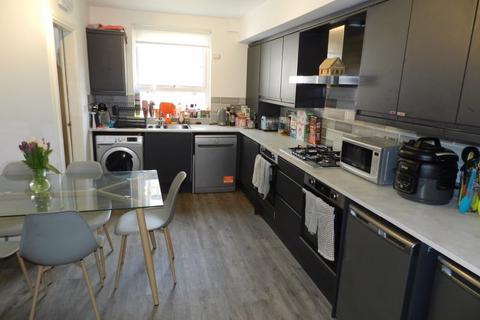 7 bedroom terraced house for sale, Welton Mount, Leeds