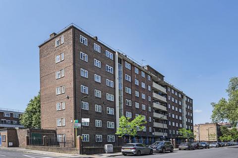 2 bedroom flat for sale, Godwin House, Thurtle Street, Bethnal Green, London, E2