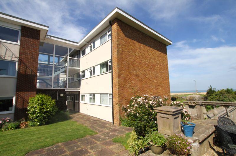 Lord Warden Avenue, Walmer 2 bed apartment for sale £250,000
