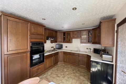 3 bedroom semi-detached house for sale, Horsham Road, Cranleigh