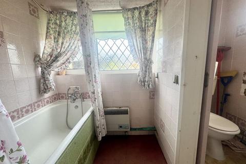 3 bedroom terraced house for sale, ROBERTS STREET, GRIMSBY