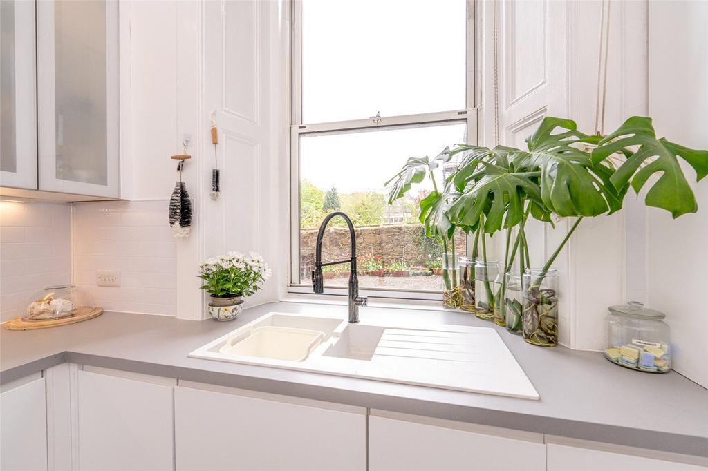 Dining Kitchen Alt