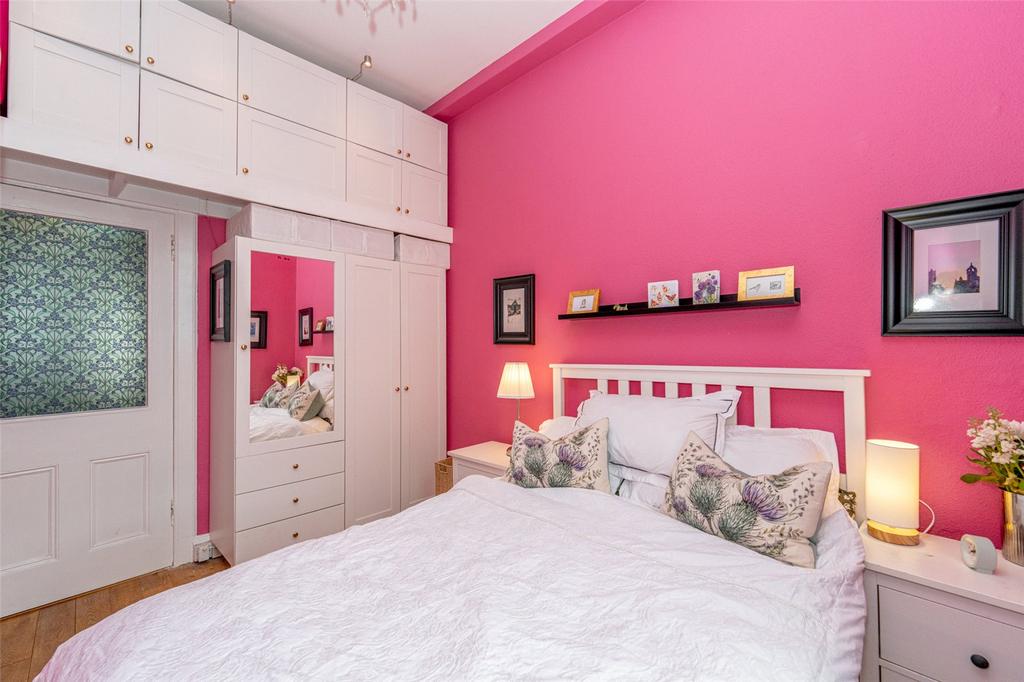 Bedroom 1 Alt
