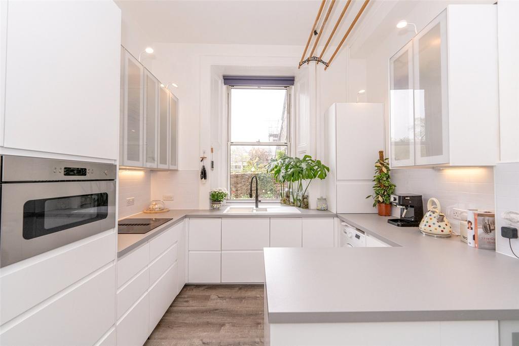 Dining Kitchen Alt