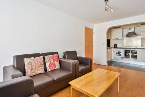 2 bedroom flat to rent, Goldsworth Road, Woking, Woking, GU21