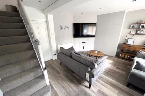 3 bedroom terraced house for sale, Beacon Road, Great Barr, Birmingham B43 7BX