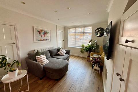 26 Curbar Road, Birmingham, B42 2AU