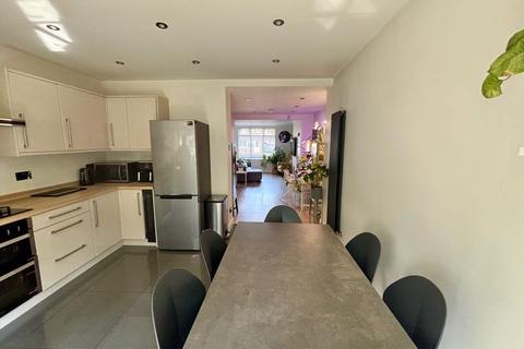 26 Curbar Road, Birmingham, B42 2AU