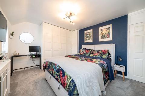 18 Adstone Road, Caddington, Luton, LU1 4JF