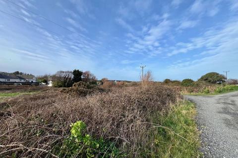 Property for sale, Pentre Felin, Holyhead  Isle Of Anglesey- By Online Auction-  Provisional bidding closing 13/06/24 Subject to Online...