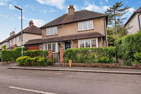 3 bedroom detached house for sale, Church Road, Epsom