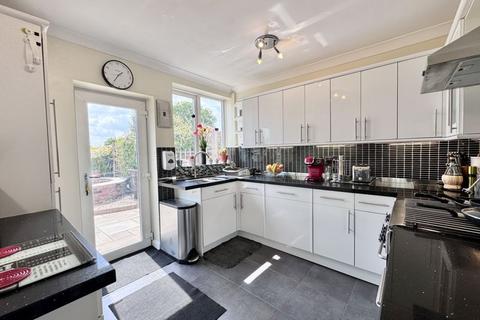 52 Hill Lane, Bassetts Pole, Sutton Coldfield, B75 6LF