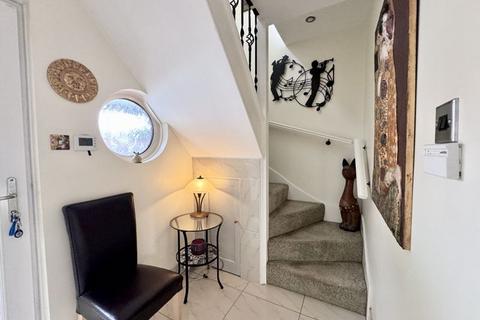 52 Hill Lane, Bassetts Pole, Sutton Coldfield, B75 6LF