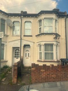 3 bedroom terraced house for sale, Holmewood Road South Norwood SE25
