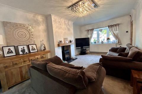 3 bedroom semi-detached house for sale, Denbigh Drive, West Bromwich