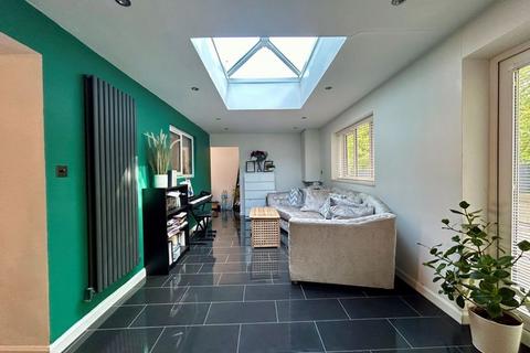 3 bedroom semi-detached house for sale, Denbigh Drive, West Bromwich