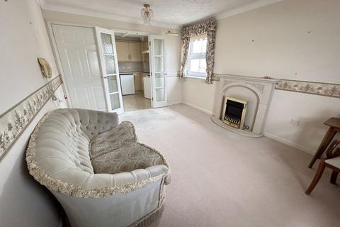 1 bedroom apartment for sale, Clarence Road, Llandudno