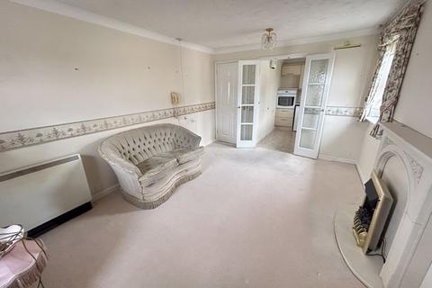 1 bedroom apartment for sale, Clarence Road, Llandudno