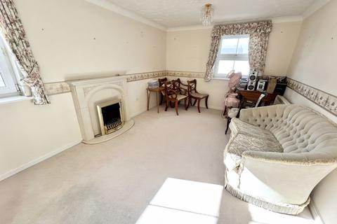 1 bedroom apartment for sale, Clarence Road, Llandudno