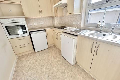 1 bedroom apartment for sale, Clarence Road, Llandudno