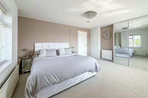 2 bedroom maisonette for sale, Hughenden Road, St. Albans, Hertfordshire, AL4