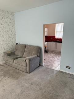 3 bedroom terraced house to rent, Manchester Road, Rochdale