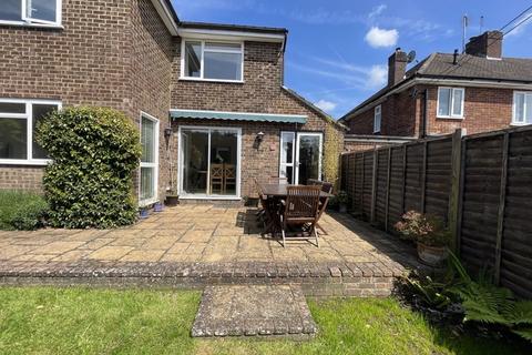 7 Chalklands, Bourne End, SL8 5TQ