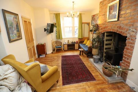 4 bedroom semi-detached house to rent, DLI Cottages, Durham DH1