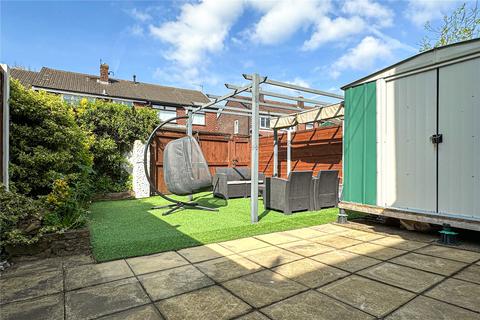 76 Thompson Lane, Chadderton, Oldham, OL9 8LT