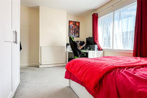 76 Thompson Lane, Chadderton, Oldham, OL9 8LT