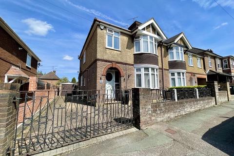 3 bedroom semi-detached house for sale, Downs Road, Dunstable
