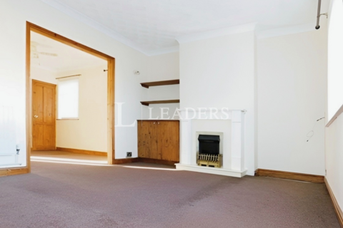 3 bedroom semi-detached house to rent, Willesden Avenue, Peterborough, PE4