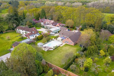 5 bedroom detached house for sale, Woolhampton, Reading RG7