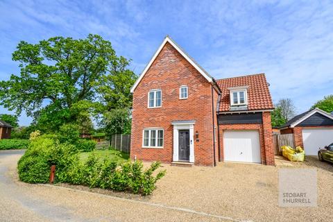 4 bedroom detached house for sale, Canary Close, Dereham NR20