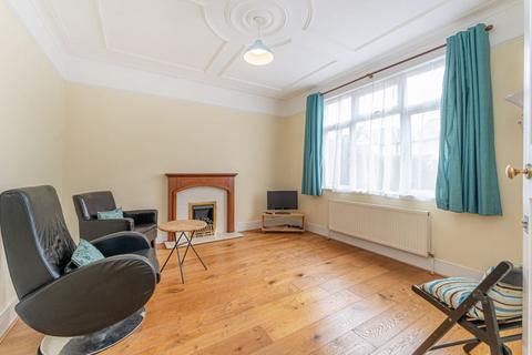 3 bedroom semi-detached house for sale, Upsdell Avenue, London, N13